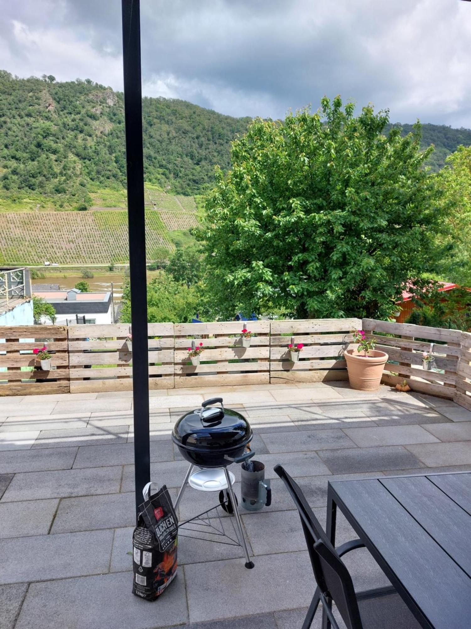 Ferienwohnung Moselliebe Lehmen Bagian luar foto